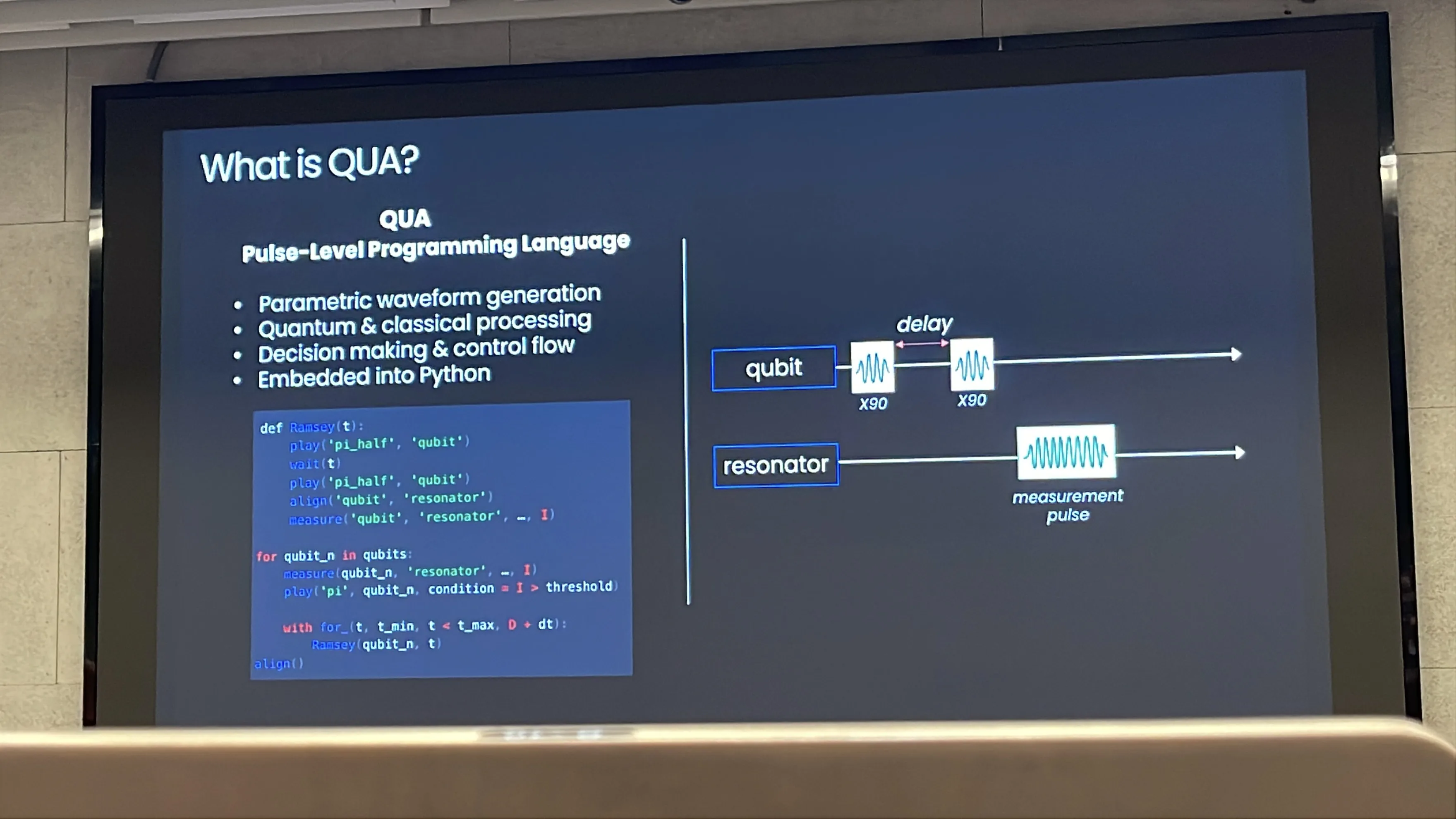 QUA 的 Ramsey 脈衝程式與量子位元、共振器時間線